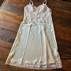 Body‎ Lites Vintage Ivory Lace Trim Slip Dress Size 36 Lingerie
